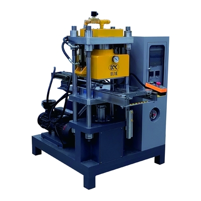 Professionelle und hochleistungsfähige Silikon-Etikettiermaschine, Gummietikettenmaschine für die Workwear-Produktion