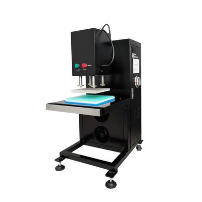 Ein guter Preis. 2.5kW Silicone Embossing Machine mit Spannung 110V 220V und Temperaturbereich 0C 300C für präzise Silikon-Oberflächenprägung Online